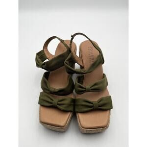 Journee Collection wedge sandals Olive Green Size 6.5 Good Condition